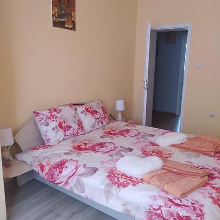 Appartamento Raia Stara Zagora Esterno foto